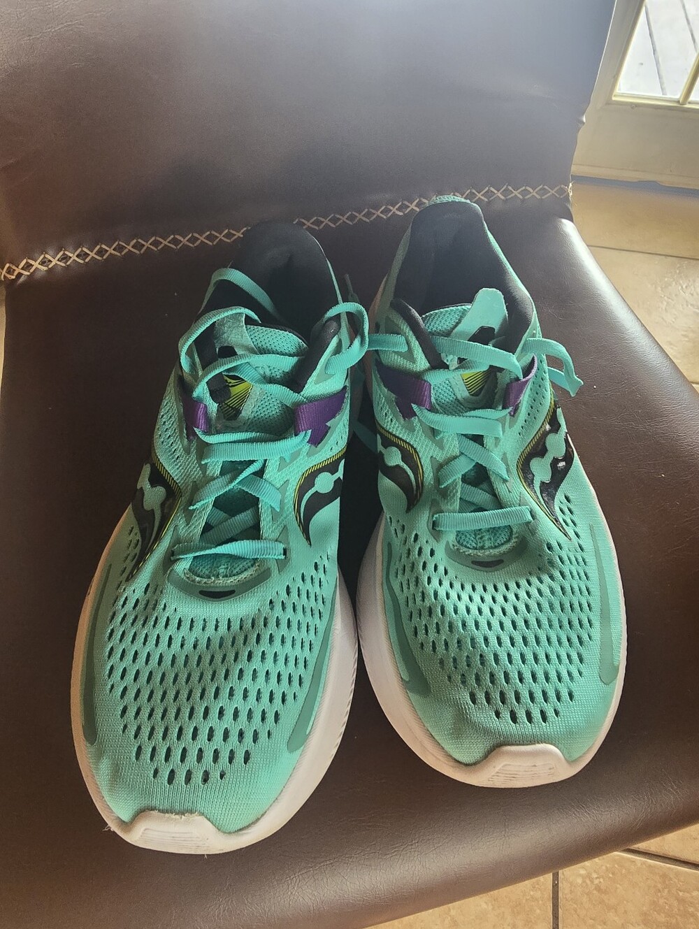 Saucony Women's Teal and Purple Athletic Running Shoes